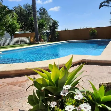 La Huerta Con Piscina Y Wifi Holiday home Conil De La Frontera