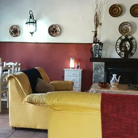 La Huerta Con Piscina Y Wifi Holiday home